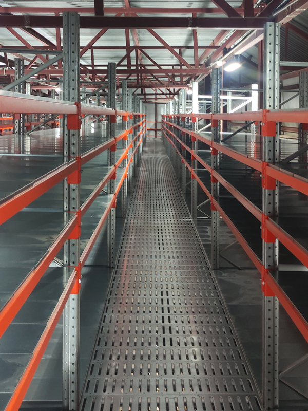 Второй этап мезонина в Химках